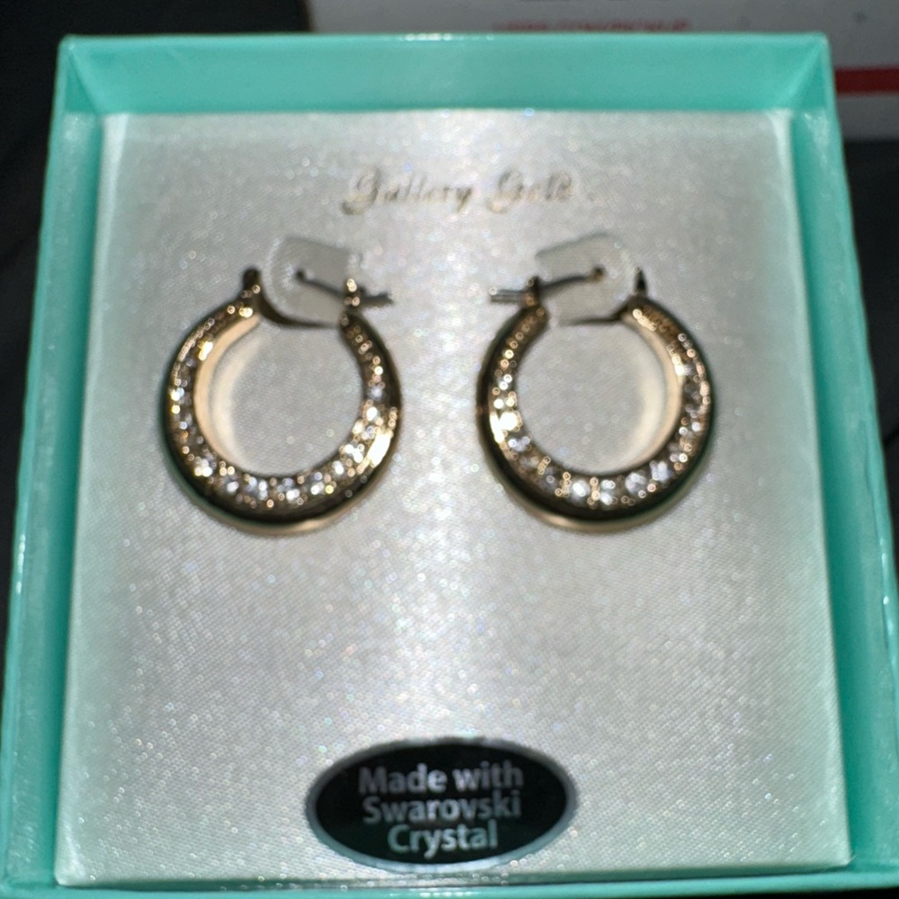 NEW! Swarovski Crystals Huggie Hoop Pierced Earrings, Macys Gold Series NIB